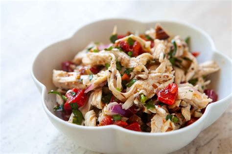 chicken-salad-with-roasted-bell-peppers-almonds image