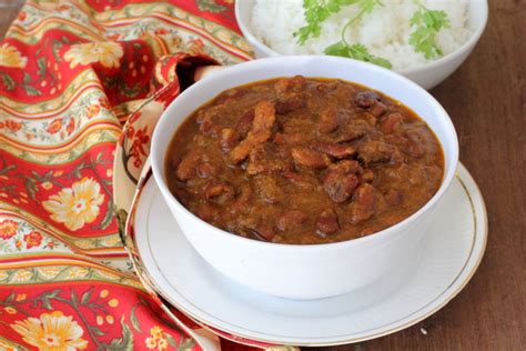 rajma-masala-red-kidney-beans-curry-best-indian image
