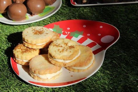 swedish-cream-wafers-recipe-cream-cookies image