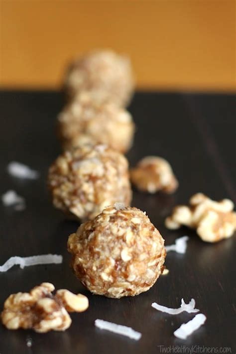 walnut-oatmeal-energy-balls-an-energy-rich-oatmeal image