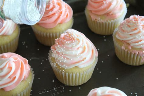 orange-cream-cupcakes-recipes-inspired-by-mom image