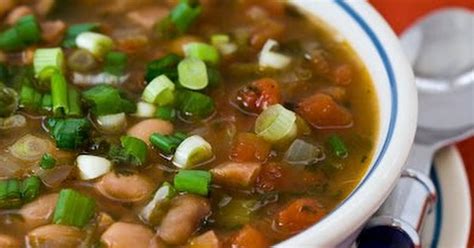 10-best-bean-soup-with-tomatoes-and-ham image