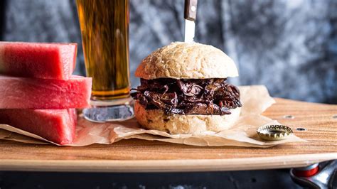 5-ingredient-slow-cooker-bbq-pulled-beef image