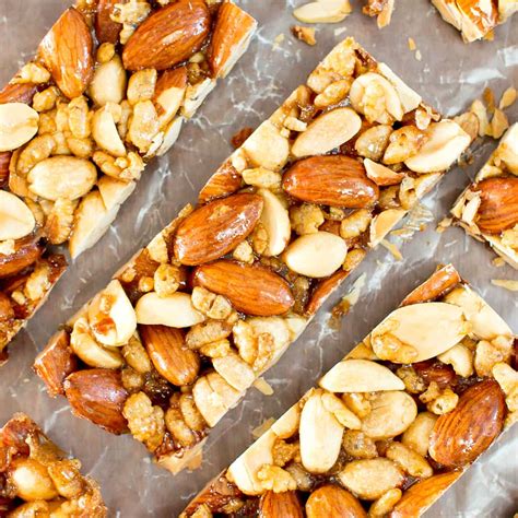 5-ingredient-nut-bars-recipe-homemade-kind-bars image