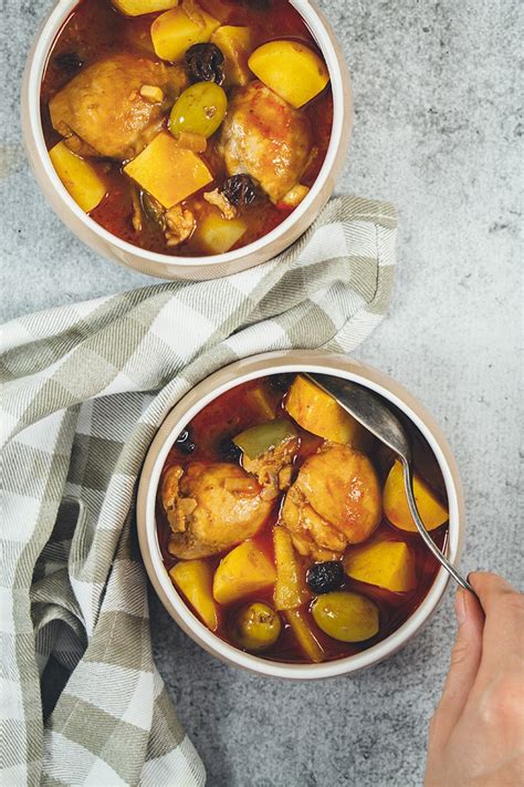 fricase-de-pollo-cuban-chicken-stew-cooking-the image