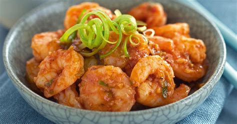 sichuan-prawns-in-chilli-sauce-the-happy-foodie image