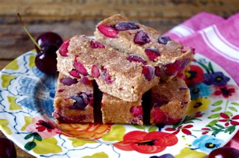 cherry-almond-butter-bars-nutrition-in-the-kitch image