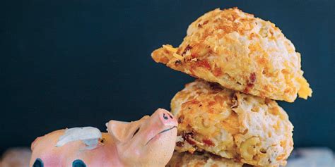 mac-and-cheese-buttermilk-biscuits-will-satisfy-every image