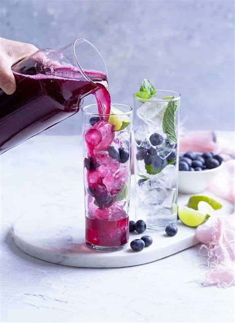 ginger-blueberry-refresher-easy-refreshing-drink image