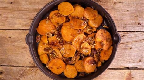 8-sweet-potato-recipes-everyone-will-love-on-thanksgiving image