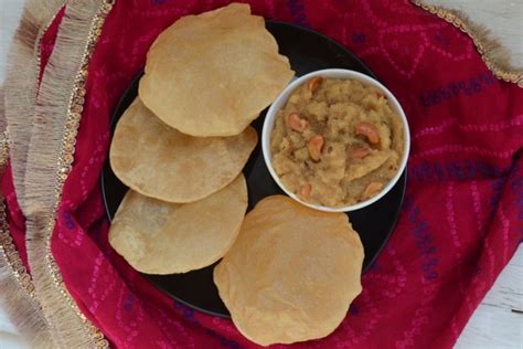 how-to-make-halwa-poori-recipe-ingredients image