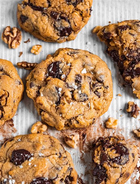 copycat-levain-bakery-chocolate-chip-cookies image