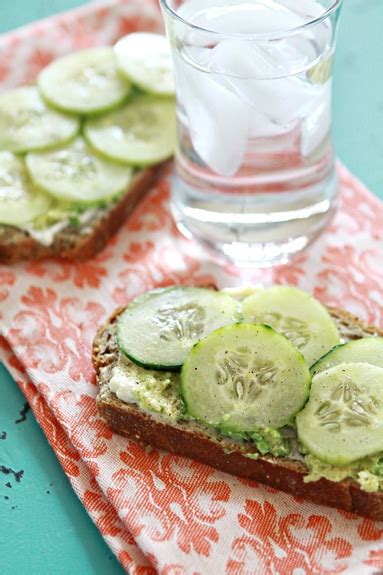 cucumber-and-avocado-sandwich image