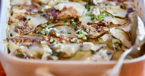 potatoes-au-gratin-with-blue-cheese image