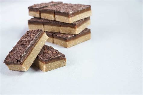 salted-caramel-biscuit-bars-british-bakels image