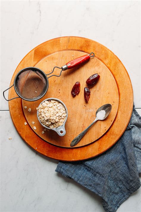 how-to-make-oat-milk-minimalist-baker image