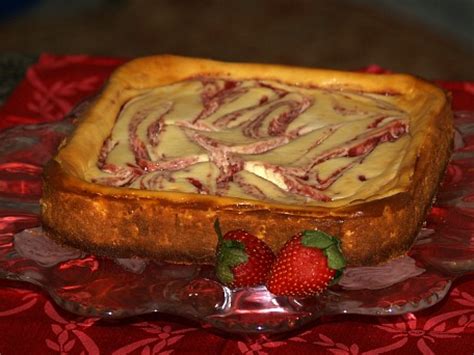 how-to-make-strawberry-swirl-cheesecake image