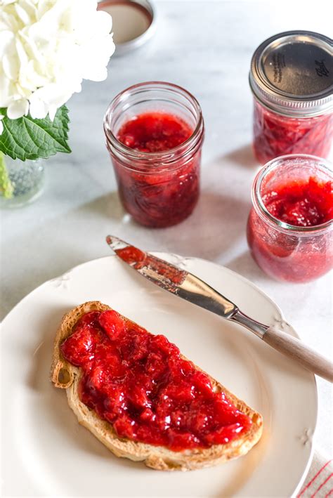how-to-make-strawberry-jam-in-a-bread-machine image