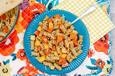 best-ever-balsamic-pasta-salad-recipe-mess-for-less image