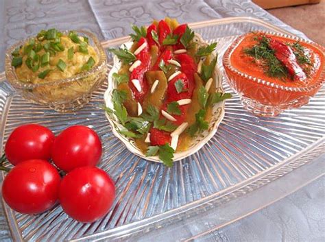 mixed-pepper-appetizer-with-fresh-tomato-sauce-and image