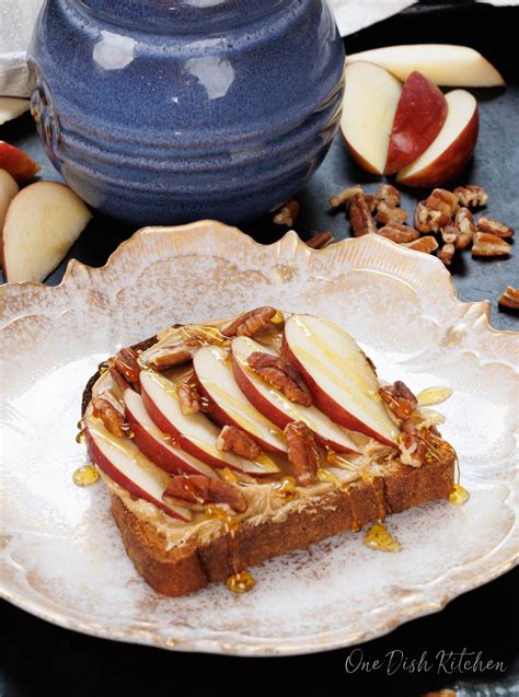 peanut-butter-toast-with-apples-one-dish-kitchen image