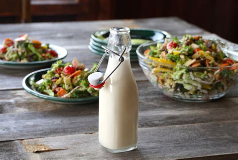 creamy-buttermilk-dressing-weekend-at-the-cottage image