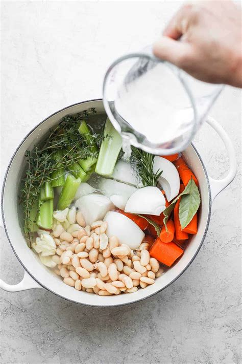 how-to-make-vegetable-stock-one-pot-tutorial image