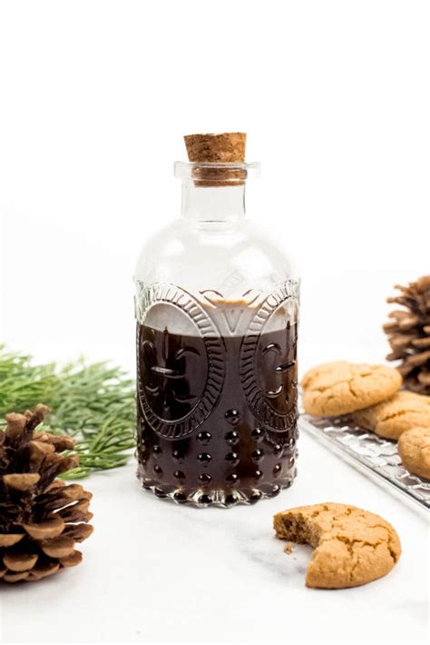 easy-gingerbread-syrup-for-coffee-and-cocktails image