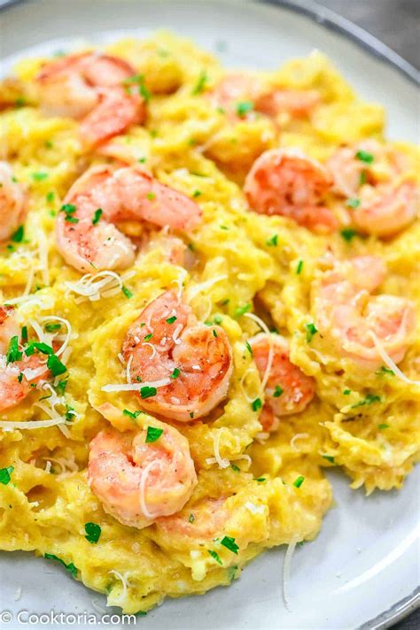 creamy-spaghetti-squash-with-shrimp-cooktoria image