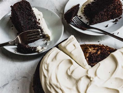 chocolate-guinness-cake-food-table image