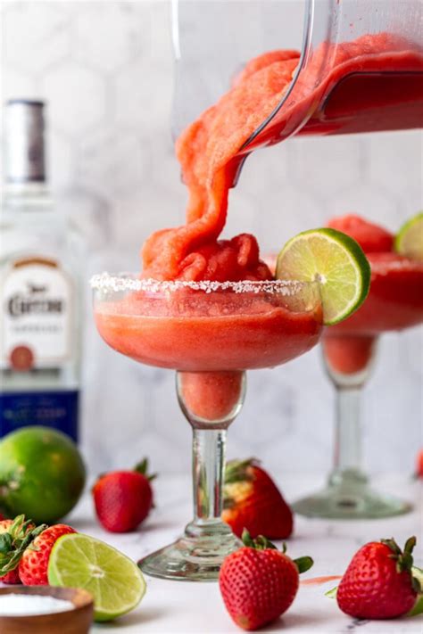 frozen-strawberry-margarita-food-with-feeling image