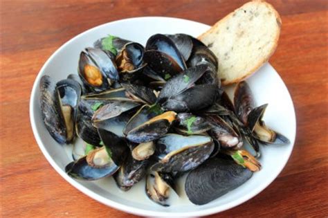 thai-coconut-mussels-tasty-kitchen-a-happy image