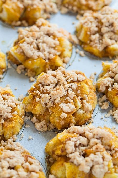 pumpkin-french-toast-muffins-with-cinnamon-streusel image