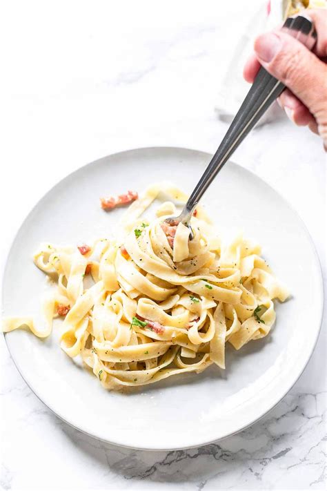 creamy-pasta-with-bacon-fast-food-bistro image
