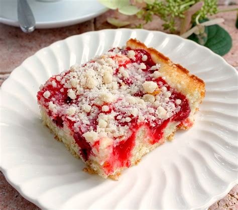 delicious-cherry-coffee-cake-with-crumb-topping image