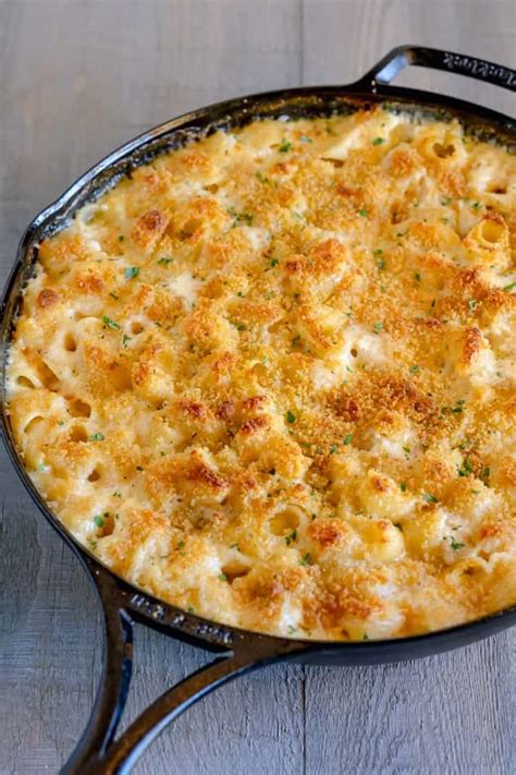 3-cheese-baked-mac-and-cheese-girl-with-the-iron-cast image