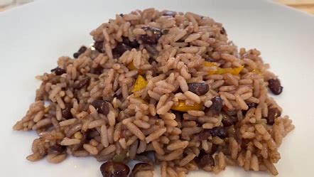 arroz-congri-cuban-rice-and-black-beans image