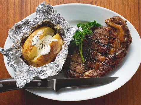how-to-cook-potatoes-on-the-grill-using-foil-pioneer image
