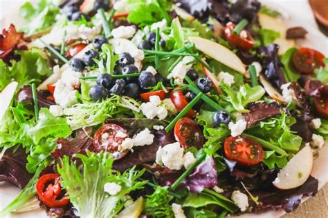 mixed-greens-salad-with-apples-blueberries-and image