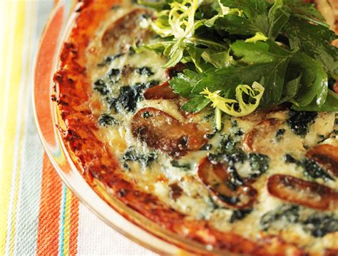 mushroom-and-spinach-quiche-with-shredded-potato image