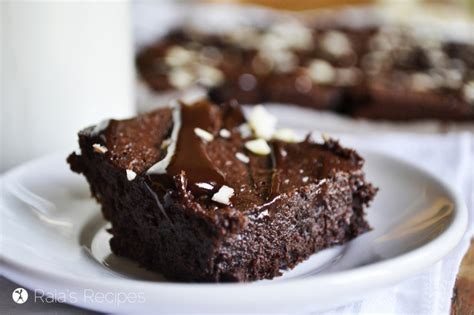 gluten-free-chocolate-brownies-with-chocolate-ganache image