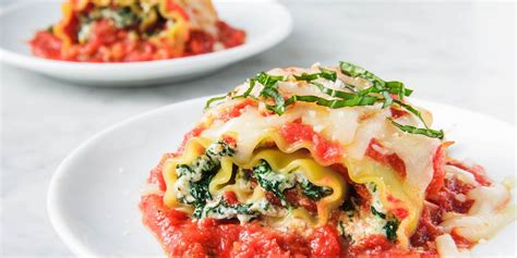 best-spinach-lasagna-rolls-recipe-how-to-make image