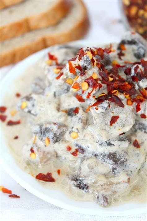 mushroom-sauce-with-sour-cream-to-add-to-stakes image
