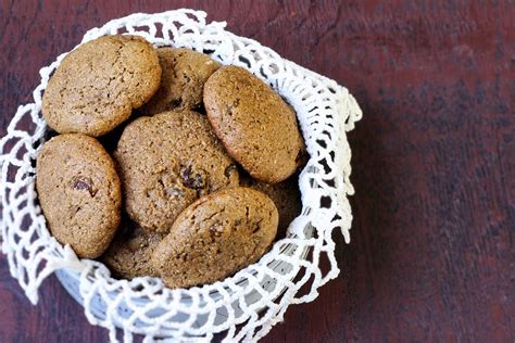 molasses-cookies-vintage-recipe-project image