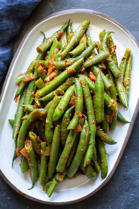 green-beans-with-salsa-recipe-simply image
