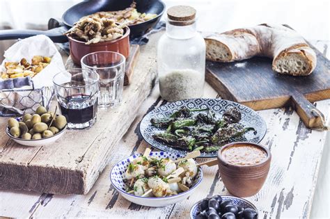 14-spanish-and-latin-american-dishes-for-brunch-the image