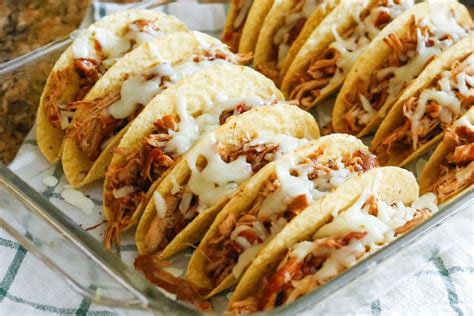 pulled-pork-tacos-barefeet-in-the-kitchen image