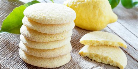 italian-lemon-cornmeal-cookies-recipe-splenda image