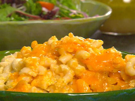 paula-deens-creamy-crock-pot-macaroni-and-cheese image
