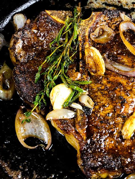 garlic-and-herb-butter-steak-carnaldish image